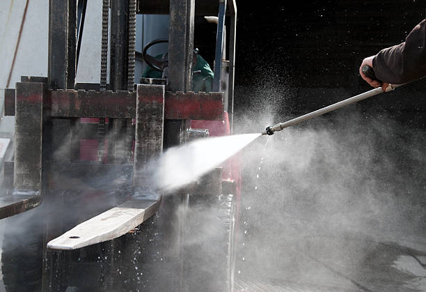 Garage Pressure Washing in Paducah, TX